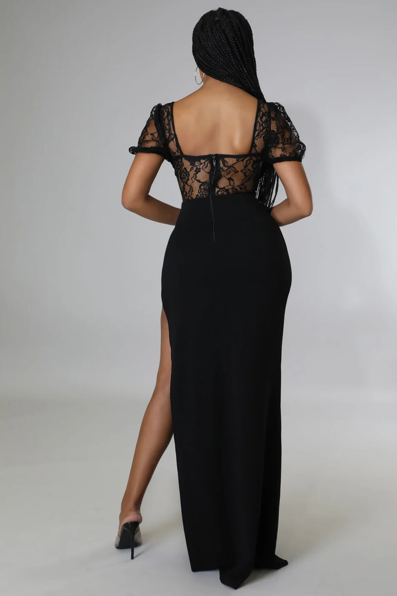 She’s a Noir Mood Maxi