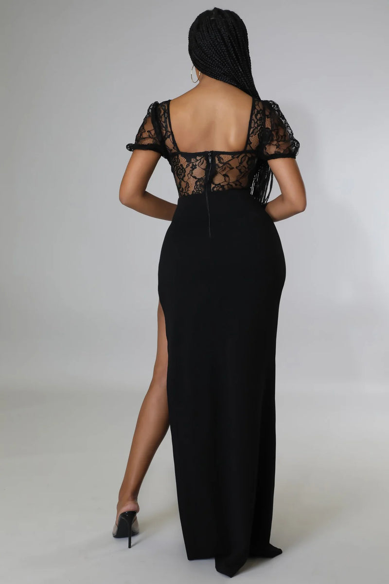 She’s a Noir Mood Maxi